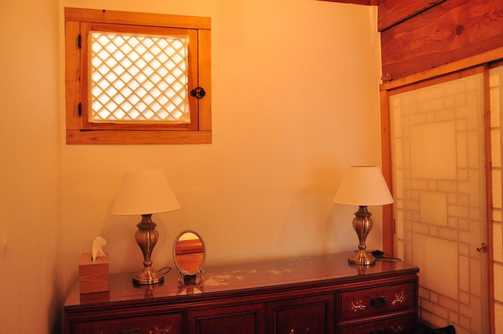 Hueahn Hanok Guesthouse Seul Camera foto